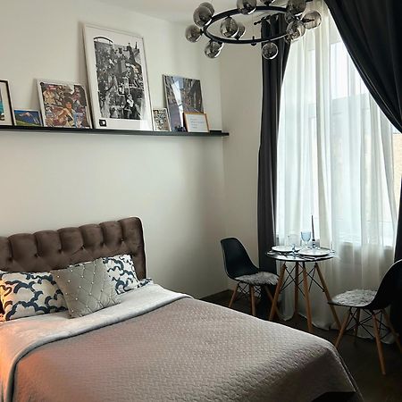 Bonnie & Clyde'S Hideout Apartment Riga Luaran gambar